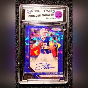 Josh Allen Buffalo Bills MVP Cracked Ice Holographic Autograph Football Rookie